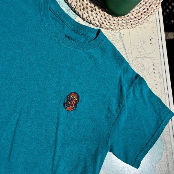 Snoop Dogg Embroidered Tee Shirt - Picture 1 of 4